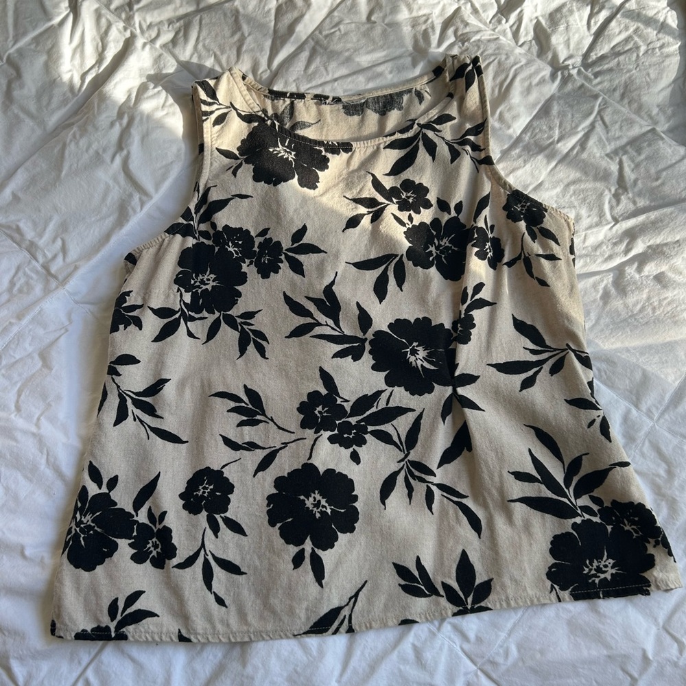 Floral Sleeveless Top - Black and Cream
